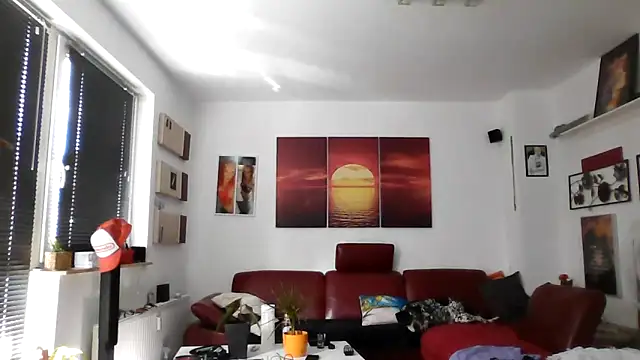 hellgirl1980 online show from 09-27-25, 11:48