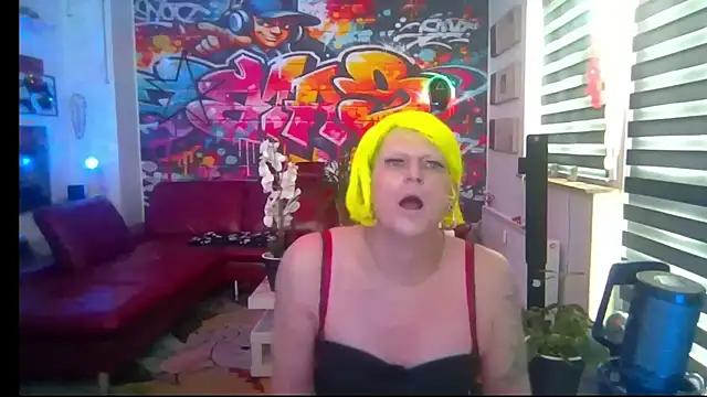 hellgirl1980 online show from 06-14-26, 12:40