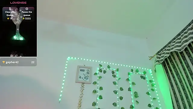 roselyn caprice online show from 03-25-26, 02:17