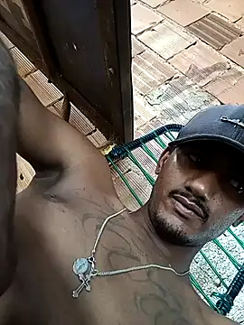 Snapshot of joreldella chatting on 11-04-25, 03:33 joreldella online show from 11-04-25, 03:33