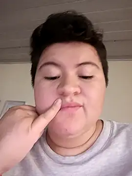 Noha Whiitee online show from 12-04-25, 10:29