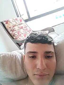 Snapshot of Johan_Dangel chatting on 10-19-25, 09:26 Johan Dangel online show from 10-19-25, 09:26