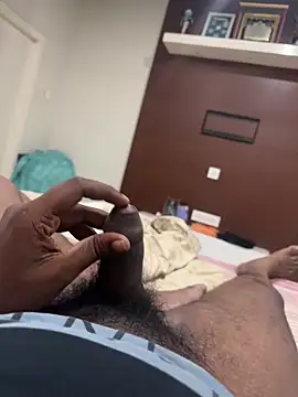 Snapshot of Chaitu-teluguhot chatting on 09-16-25, 04:35 Chaitu-teluguhot online show from 09-16-25, 04:35