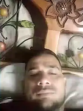 yeffito1 online show from 10-09-25, 03:59