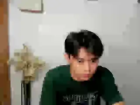 Snapshot of NautyBoyBrazeen_143 chatting on 09-13-25, 06:13 NautyBoyBrazeen 143 online show from 09-13-25, 06:13