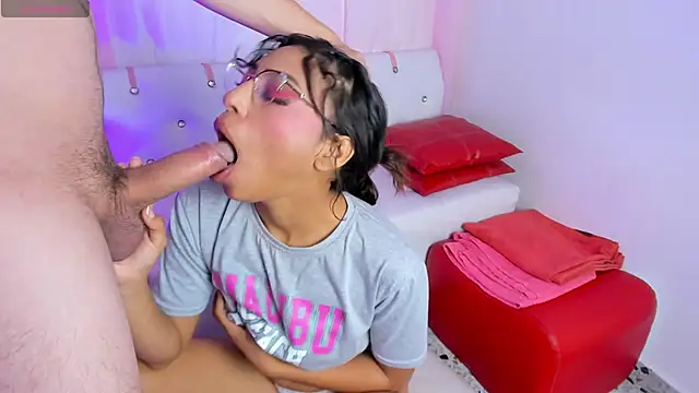 Snapshot of HOT_LATINO13 chatting on 10-13-25, 06:08 HOT LATINO13 online show from 10-13-25, 06:08