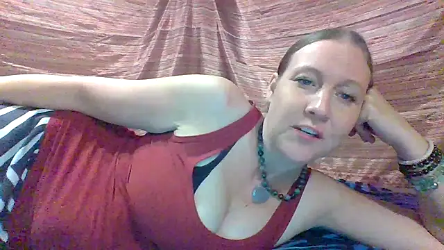 chickandherdick online show from 10-12-25, 12:20