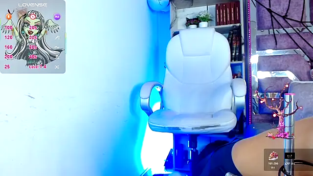 Snapshot of Eva_Walker_ chatting on 10-25-25, 06:21 Eva Walker  online show from 10-25-25, 06:21