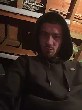 Johnclips2 online show from 09-28-25, 03:34