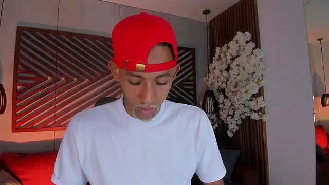 B Wild online show from 09-19-25, 03:30