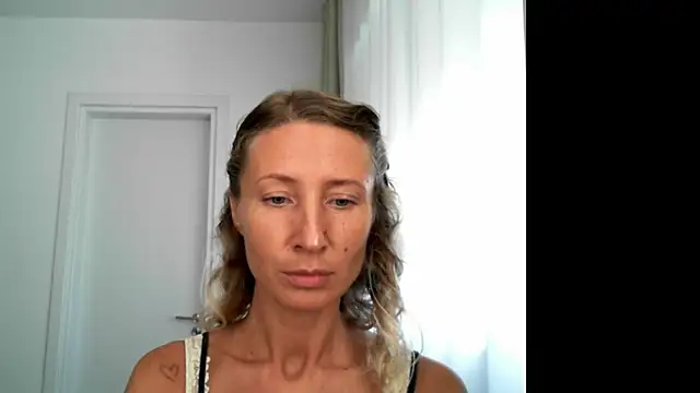 Paevoa online show from 09-18-25, 09:33