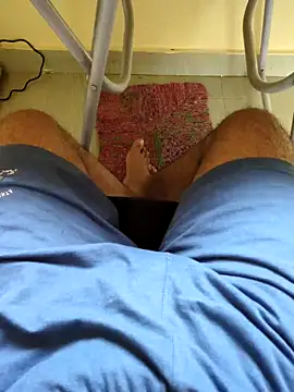 Snapshot of banglore3guy chatting on 09-11-25, 07:19 banglore3guy online show from 09-11-25, 07:19