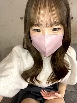 maika 3 online show from 10-10-25, 04:11