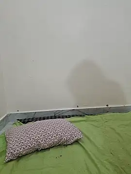 Snapshot of Rashmi_Pathak chatting on 09-15-25, 03:56 Rashmi Pathak online show from 09-15-25, 03:56