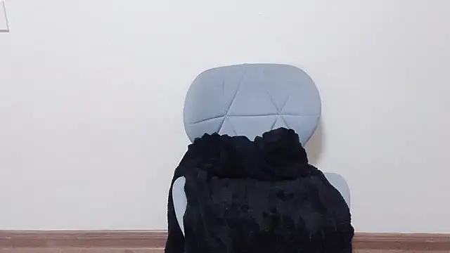 Queen ww online show from 11-21-25, 02:16