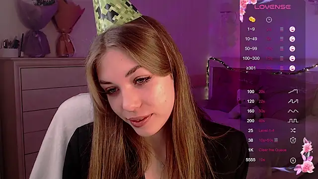 Snapshot of Leila_Vanilla chatting on 11-13-25, 12:20 Leila Vanilla online show from 11-13-25, 12:20