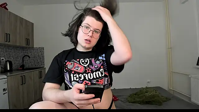 Derek Shameless online show from 02-06-26, 04:54