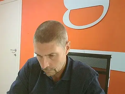 Snapshot of max79ve31 chatting on 09-22-25, 11:56 max79ve31 online show from 09-22-25, 11:56