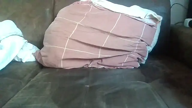 Snapshot of mecchauddu14 chatting on 11-24-25, 09:09 mecchauddu14 online show from 11-24-25, 09:09