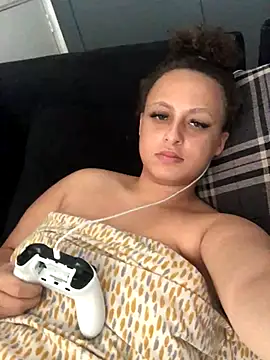 Welsh Maya19X online show from 09-21-25, 01:13