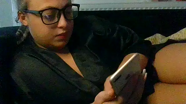 Welsh Maya19X online show from 10-17-25, 12:30