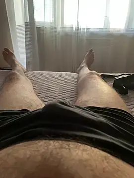 Klark  online show from 09-08-25, 03:11