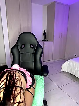 Snapshot of SofiaLust_Eup chatting on 11-09-25, 03:38 SofiaLust Eup online show from 11-09-25, 03:38