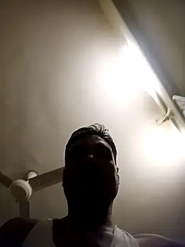 Snapshot of 8133vaibhavh chatting on 09-18-25, 02:41 8133vaibhavh online show from 09-18-25, 02:41