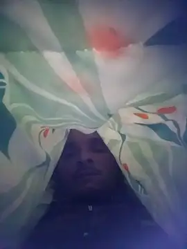 Snapshot of 8133vaibhavh chatting on 12-03-25, 02:04 8133vaibhavh online show from 12-03-25, 02:04