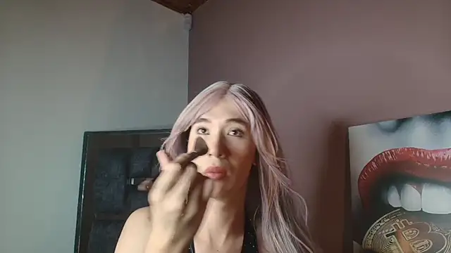 Electra Gosselin online show from 12-16-25, 04:17