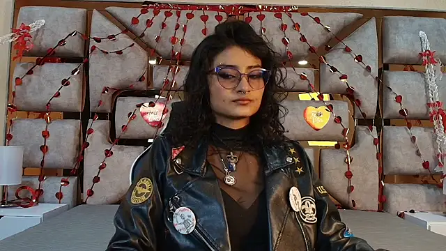 LilyRouset online show from 09-12-25, 12:05