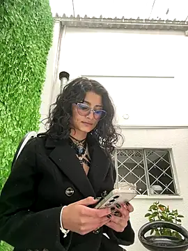 LilyRouset online show from 09-16-25, 12:28