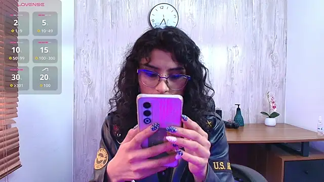 LilyRouset online show from 09-20-25, 12:28