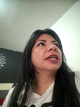 kinky momm online show from 01-17-26, 06:33