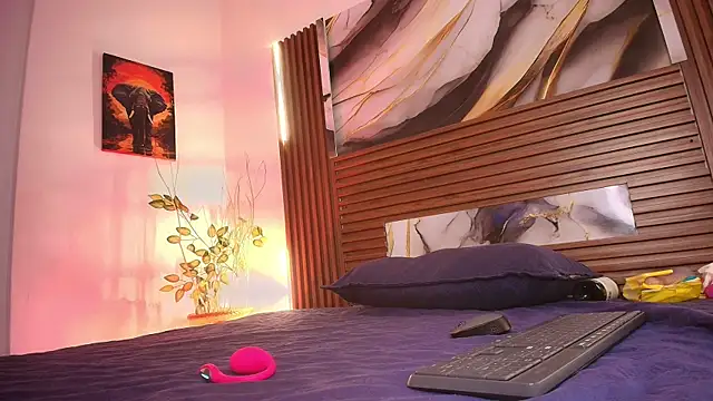 Evelin thompsson online show from 10-02-25, 03:13