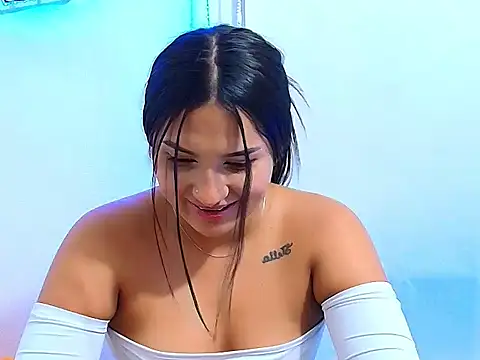 Snapshot of beatifuljets chatting on 09-12-25, 05:29 beatifuljets online show from 09-12-25, 05:29