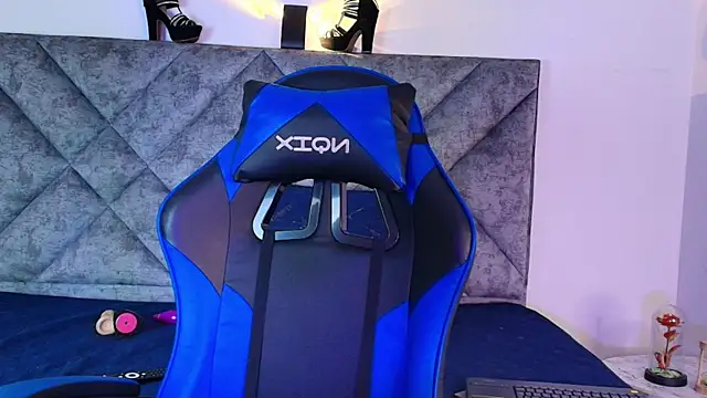 Shantey Laurent online show from 11-15-25, 12:45