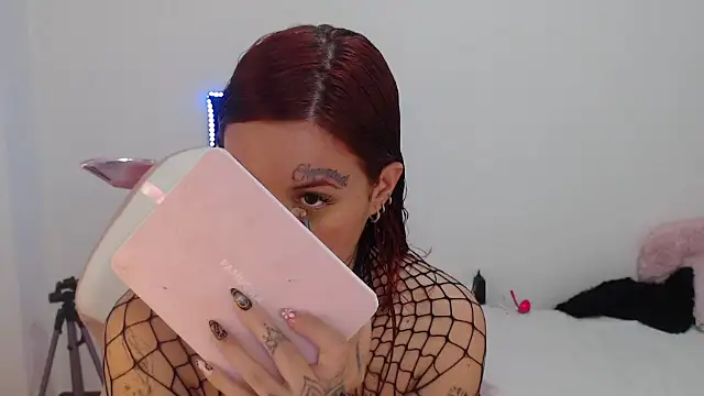 Maddy Vicius19 online show from 10-05-25, 09:24