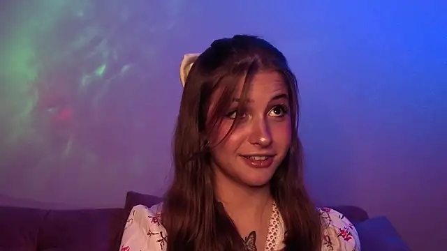 Snapshot of LoveSeekins chatting on 10-03-25, 07:11 LoveSeekins online show from 10-03-25, 07:11