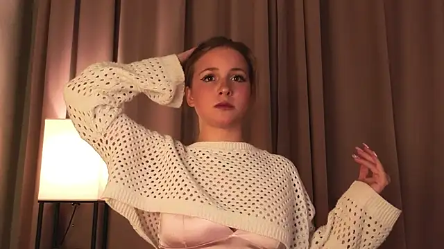 Snapshot of LoveSeekins chatting on 11-23-25, 07:35 LoveSeekins online show from 11-23-25, 07:35