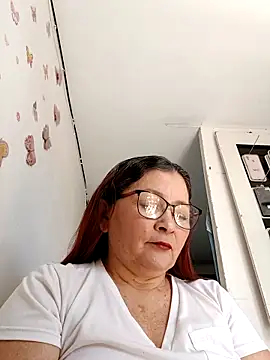 Snapshot of marfil_milf chatting on 10-26-25, 02:23 marfil milf online show from 10-26-25, 02:23