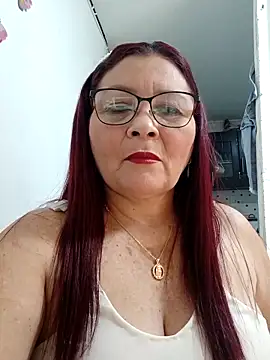 Snapshot of marfil_milf chatting on 11-21-25, 02:27 marfil milf online show from 11-21-25, 02:27