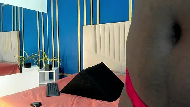 Snapshot of NalahCampbell chatting on 11-28-25, 07:49 NalahCampbell online show from 11-28-25, 07:49