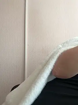 Molly-molly- online show from 04-17-26, 07:00