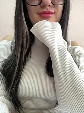 Molly-molly- online show from 04-24-26, 06:05