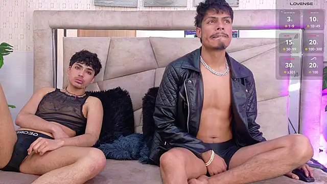 Snapshot of LucayLeo chatting on 10-10-25, 05:06 LucayLeo online show from 10-10-25, 05:06