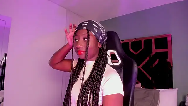 Madison Monroe  online show from 09-23-25, 11:35