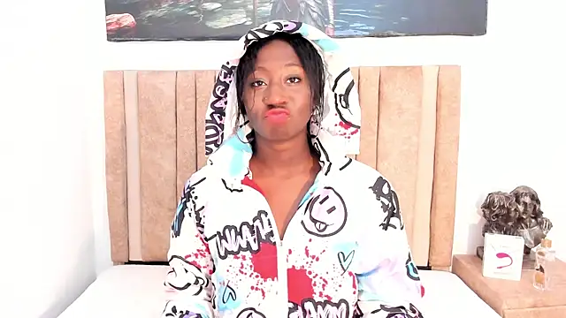 Madison Monroe  online show from 10-22-25, 04:24