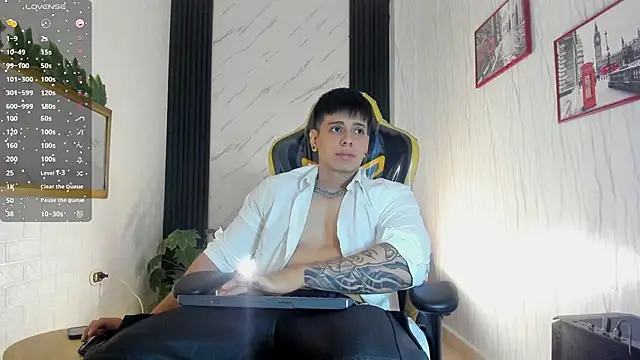 xKevyn online show from 10-26-25, 12:33