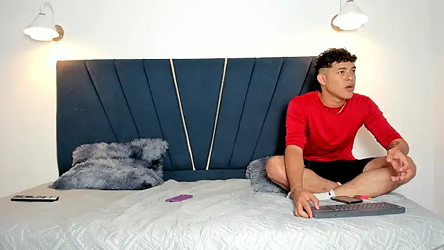 maicol cum23 online show from 11-12-25, 01:28